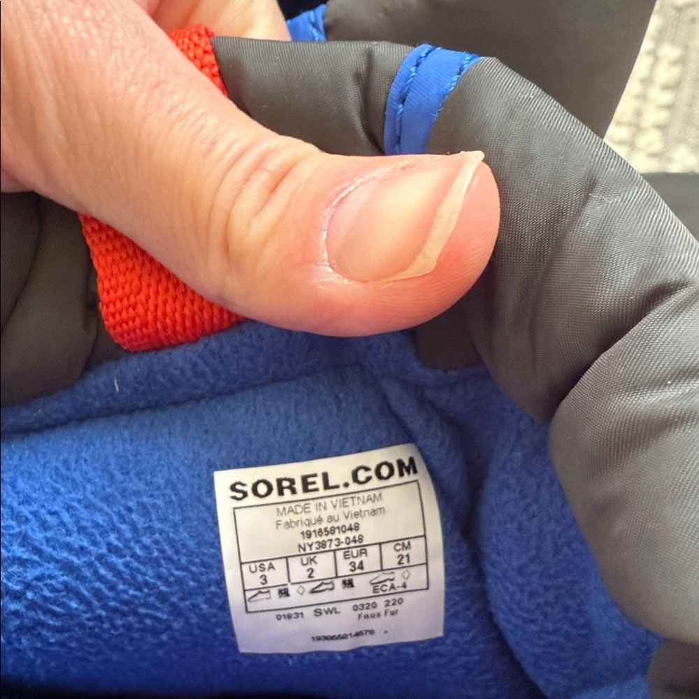 Sorel Boots - Picture 8 of 8